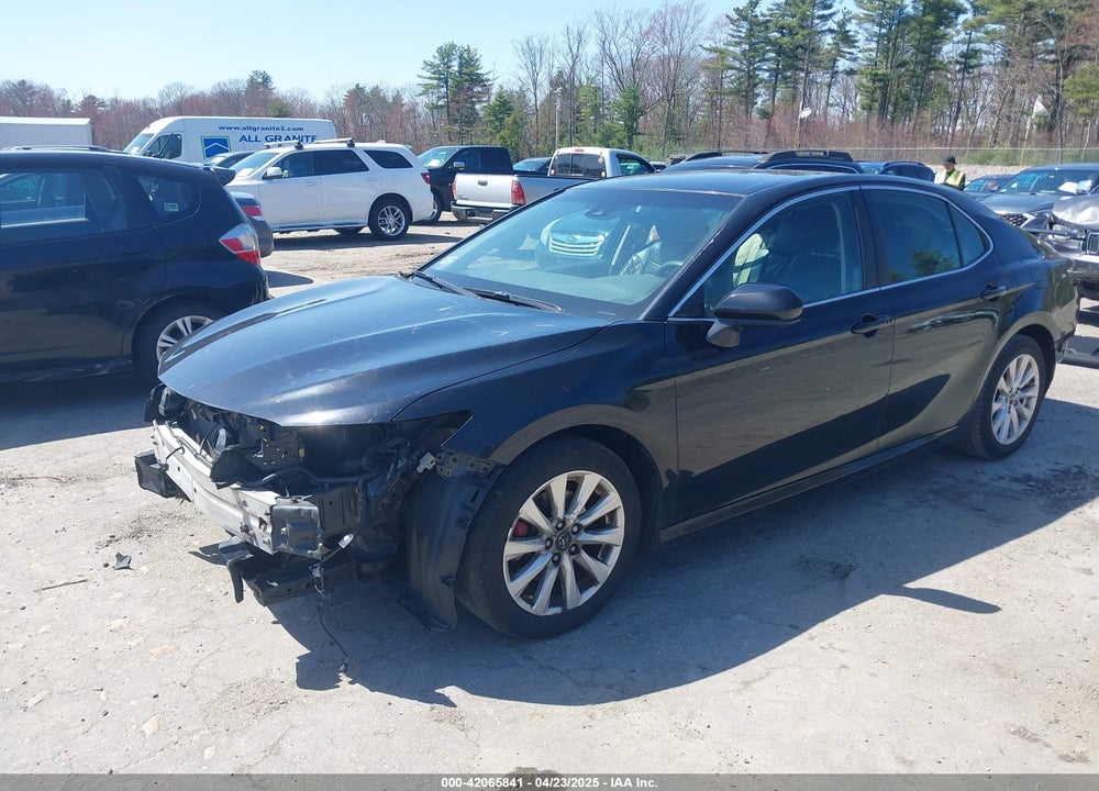 2018 TOYOTA CAMRY VIN: 4T1B11HK2JU616919