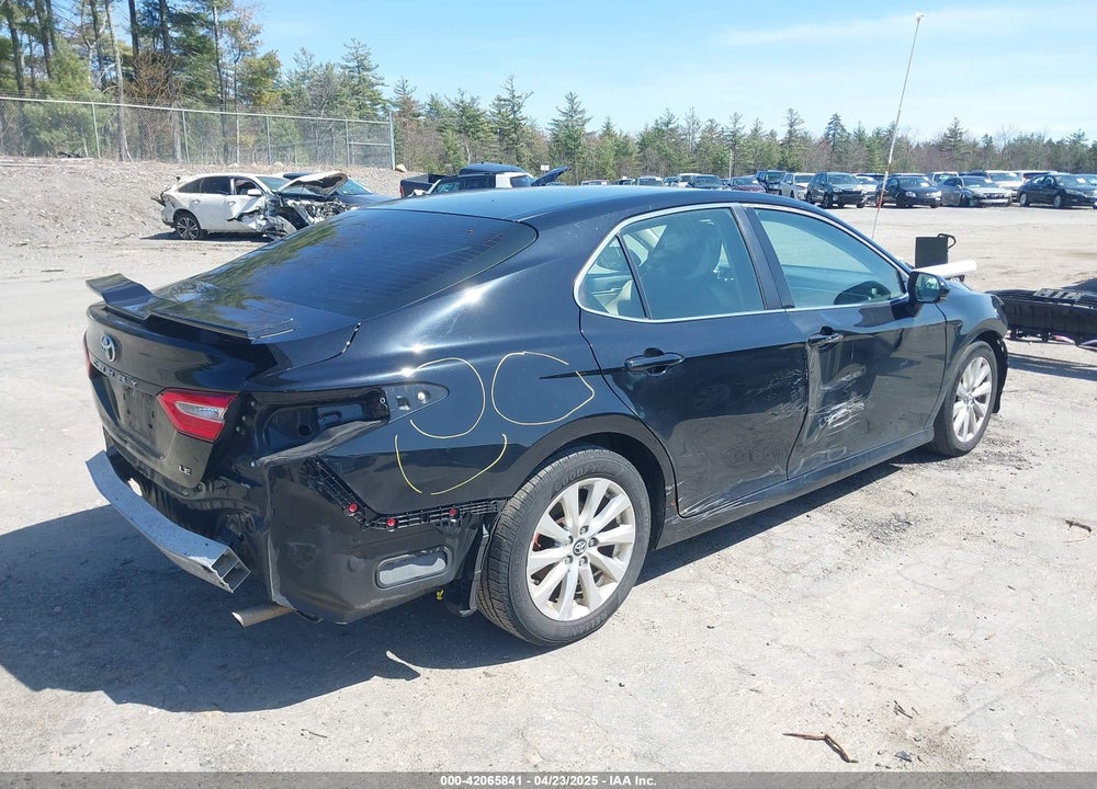 2018 TOYOTA CAMRY VIN: 4T1B11HK2JU616919