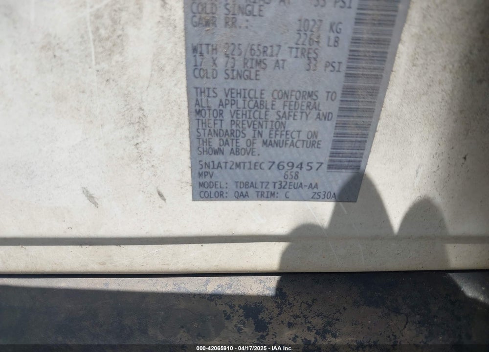2014 NISSAN ROGUE VIN: 5N1AT2MT1EC769457