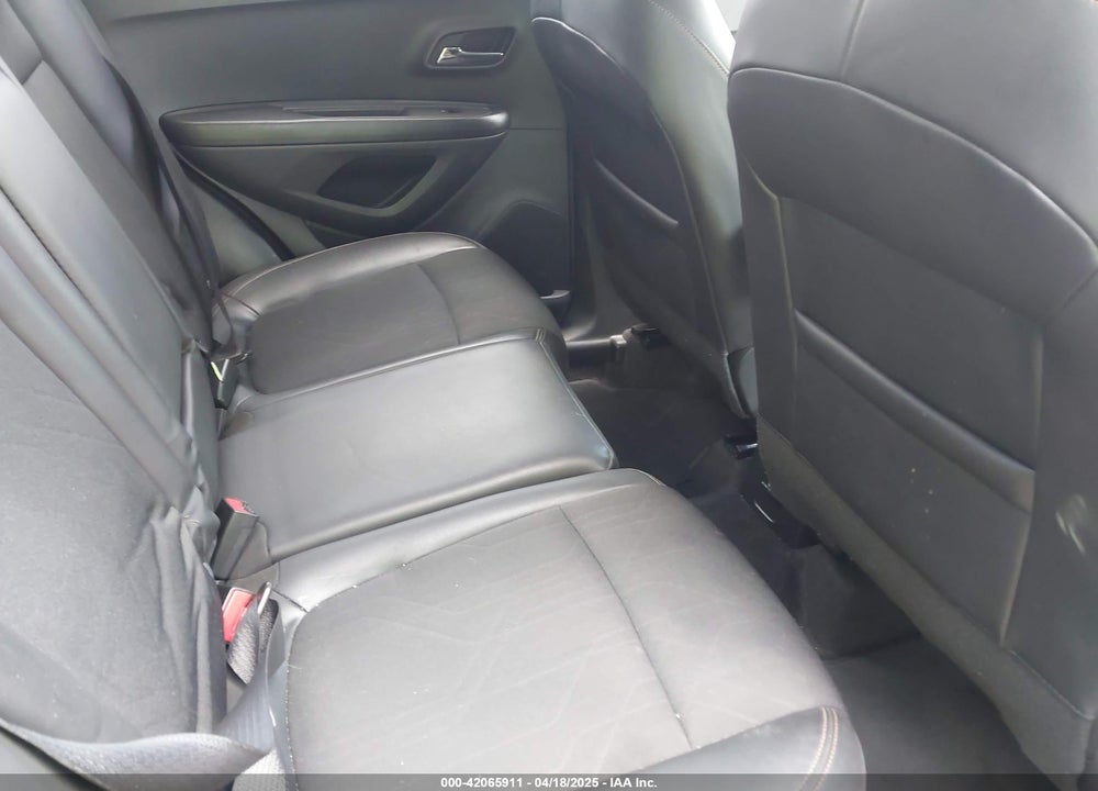 2022 CHEVROLET TRAX AWD LT VIN: KL7CJPSMXNB513865