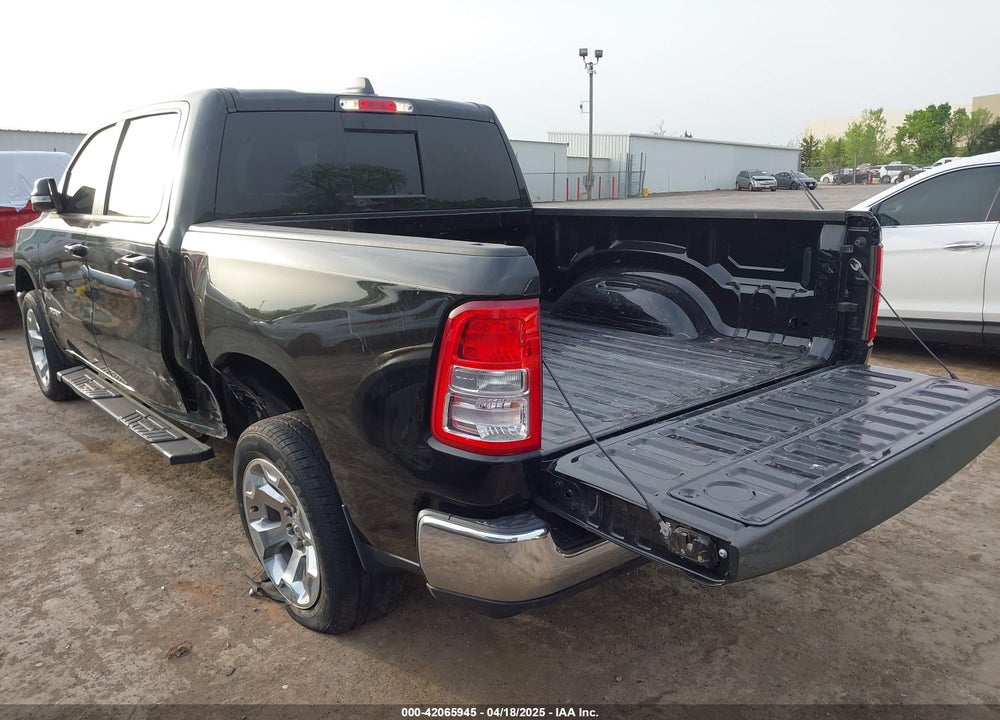 2022 RAM 1500 VIN: 1C6RREFG1NN253599