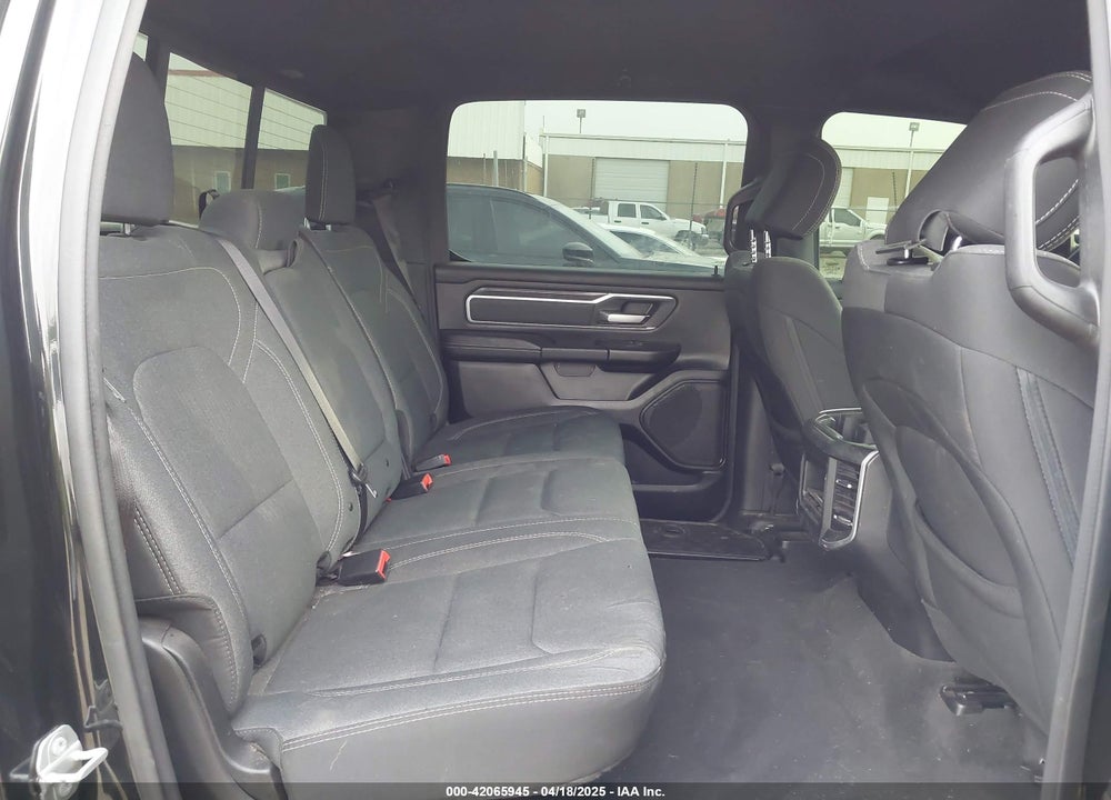 2022 RAM 1500 VIN: 1C6RREFG1NN253599