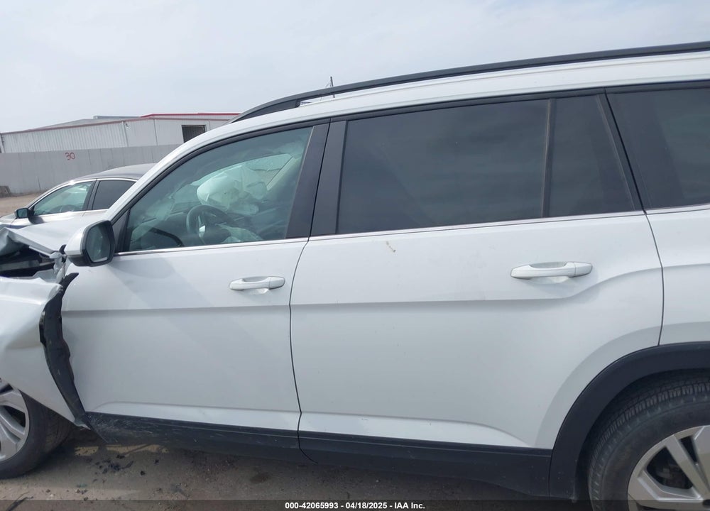 2021 VOLKSWAGEN ATLAS VIN: 1V2WR2CA3MC570349