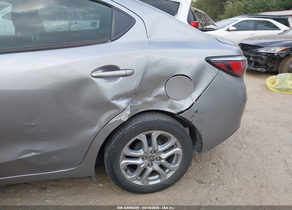 2016 SCION IA VIN: 3MYDLBZV2GY104557