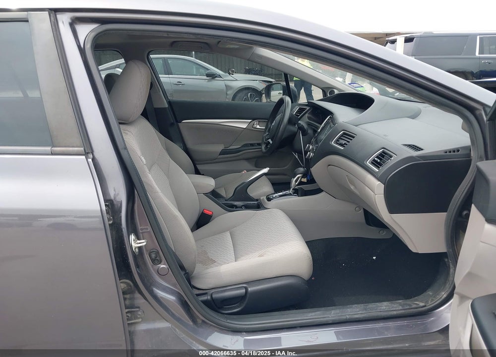 2014 HONDA CIVIC VIN: 19XFB2F82EE044917