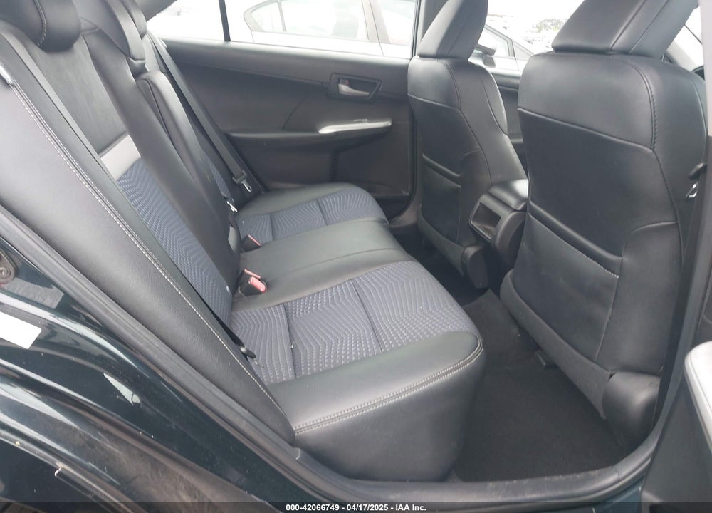 2014 TOYOTA CAMRY SE VIN: 4T1BF1FK1EU739489