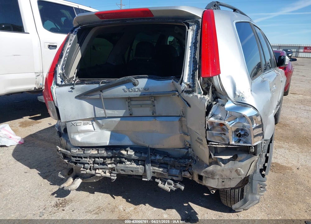 2008 VOLVO XC90 VIN: YV4CZ982381467381
