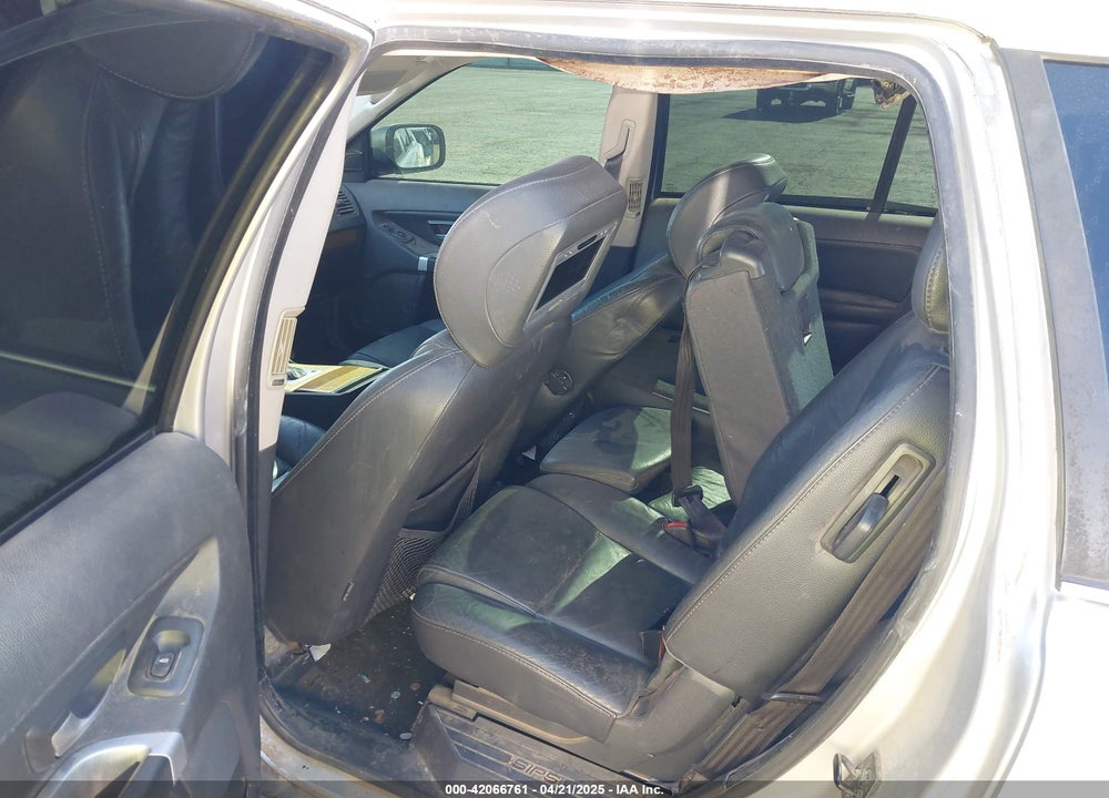 2008 VOLVO XC90 VIN: YV4CZ982381467381