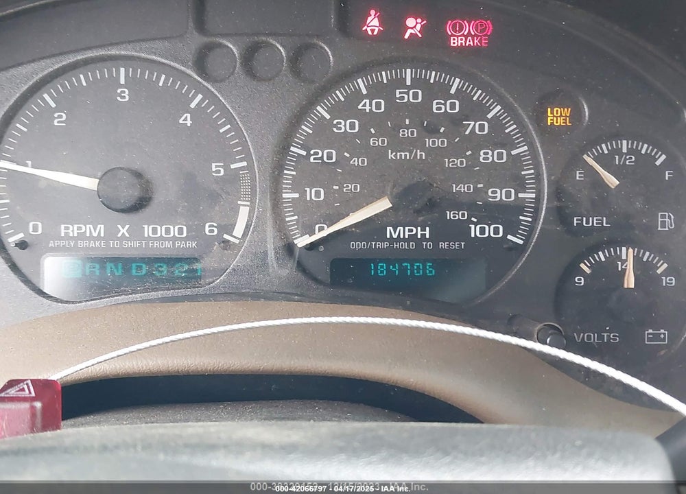 2002 CHEVROLET BLAZER LS VIN: 1GNCS13W92K202301