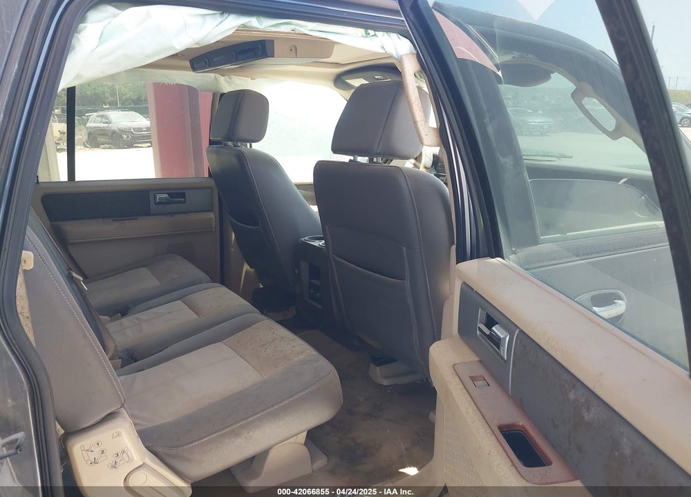 2007 FORD EXPEDITION EL VIN: 1FMFK17547LA82363