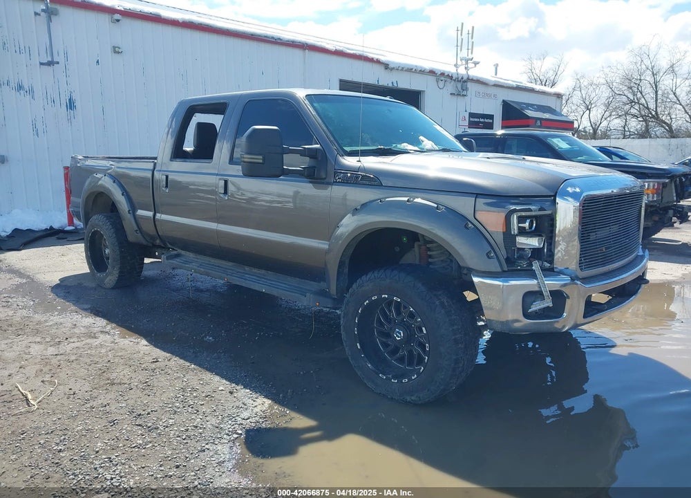 2014 FORD F-350 LARIAT VIN: 1FT8W3BT8EEB04112