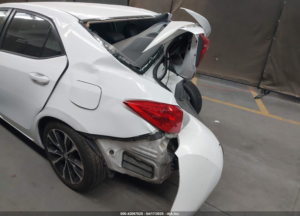 2018 TOYOTA COROLLA VIN: 2T1BURHE7JC030797