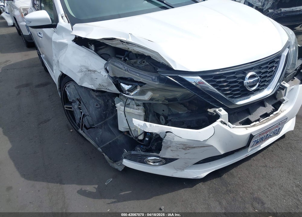 2016 NISSAN SENTRA SR VIN: 3N1AB7AP0GY249176