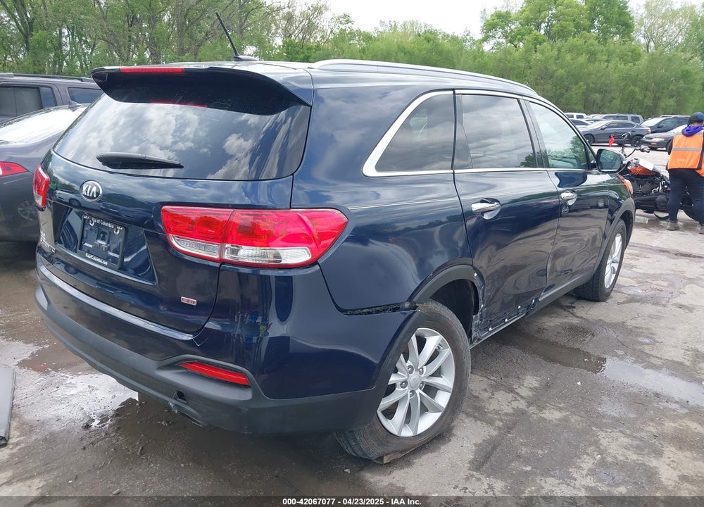 2017 KIA SORENTO 2.4L LX VIN: 5XYPG4A3XHG287217