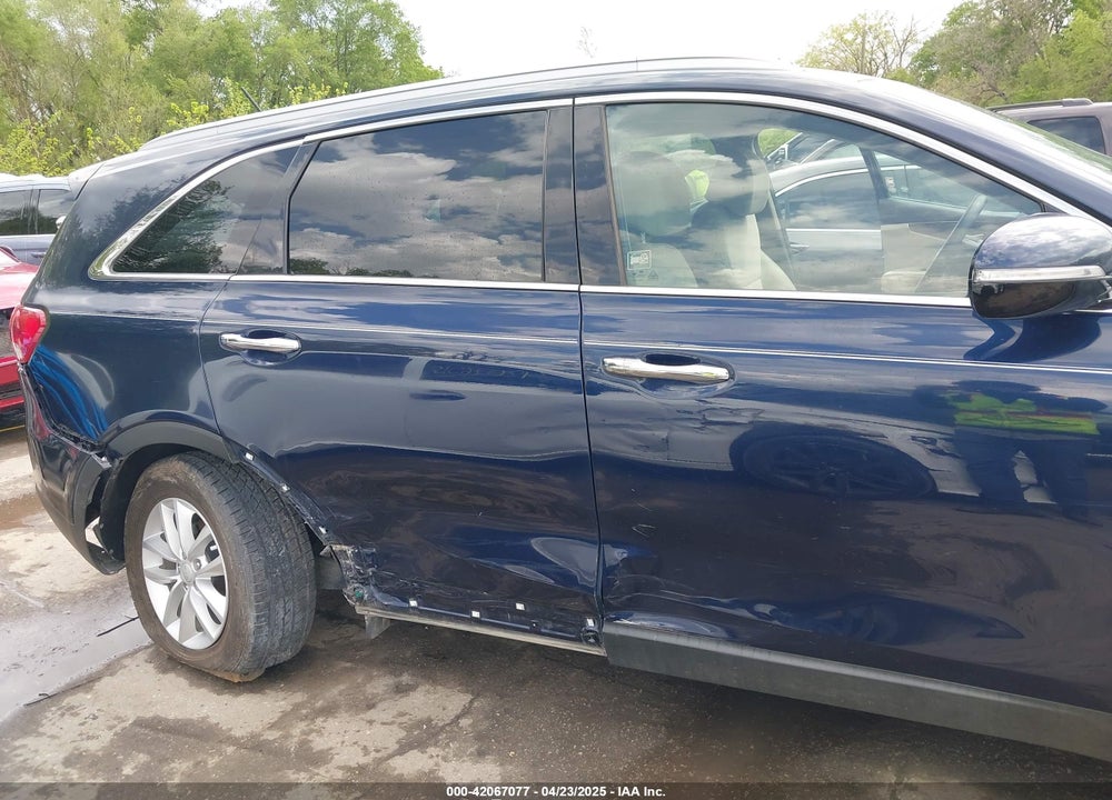 2017 KIA SORENTO 2.4L LX VIN: 5XYPG4A3XHG287217