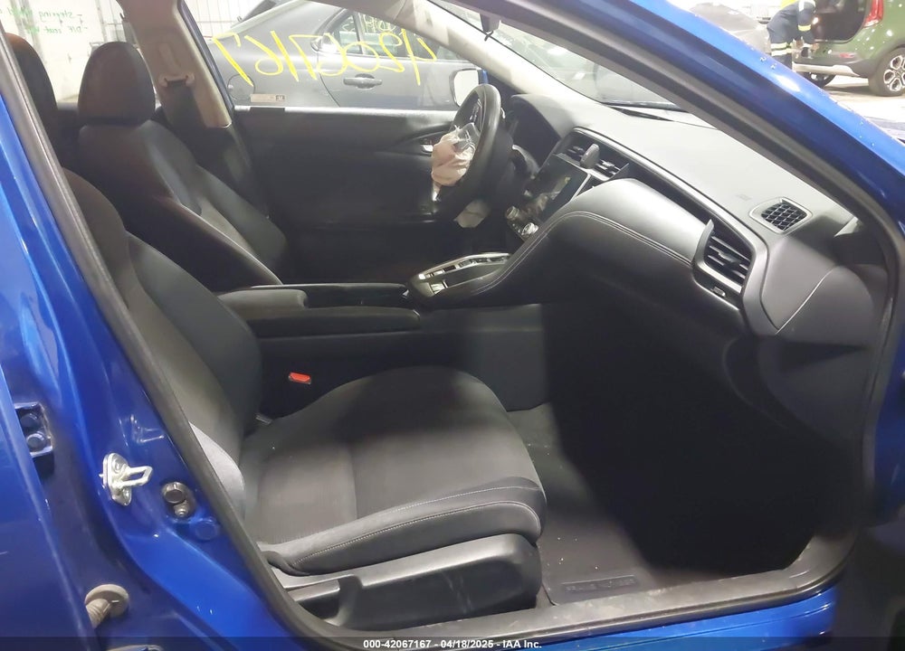 2019 HONDA INSIGHT EX VIN: 19XZE4F5XKE013870