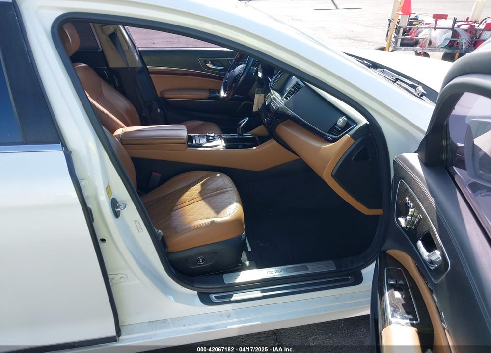 2017 KIA K900 LUXURY 5.0L VIN: KNALW4D4XH6035246