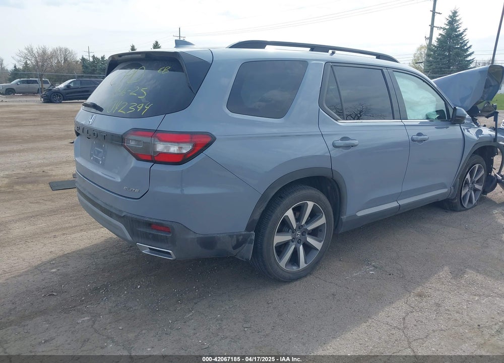 2023 HONDA PILOT VIN: 5FNYG1H8XPB042394