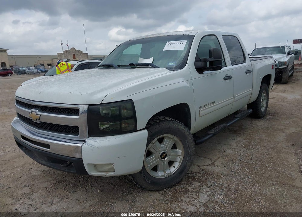 2011 CHEVROLET SILVERADO 1500 LT VIN: 3GCPKSE39BG371518