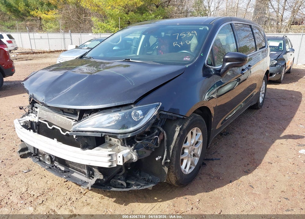 2020 CHRYSLER PACIFICA TOURING VIN: 2C4RC1FG7LR185392