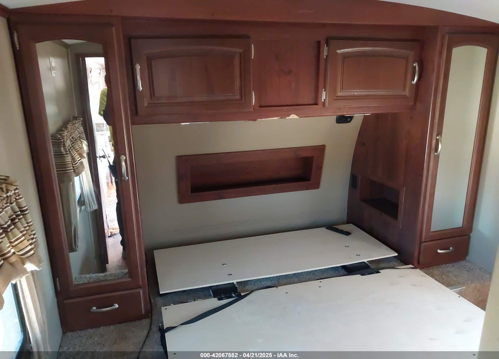 2015 KEYSTONE OUTBACK 323BH VIN: 4YDT32325FB453764