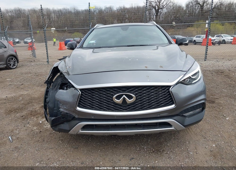 2017 INFINITI QX30 PREMIUM VIN: SJKCH5CR2HA022260