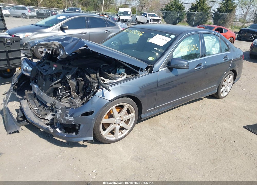 2014 MERCEDES-BENZ C 300 VIN: WDDGF8AB3EA924175