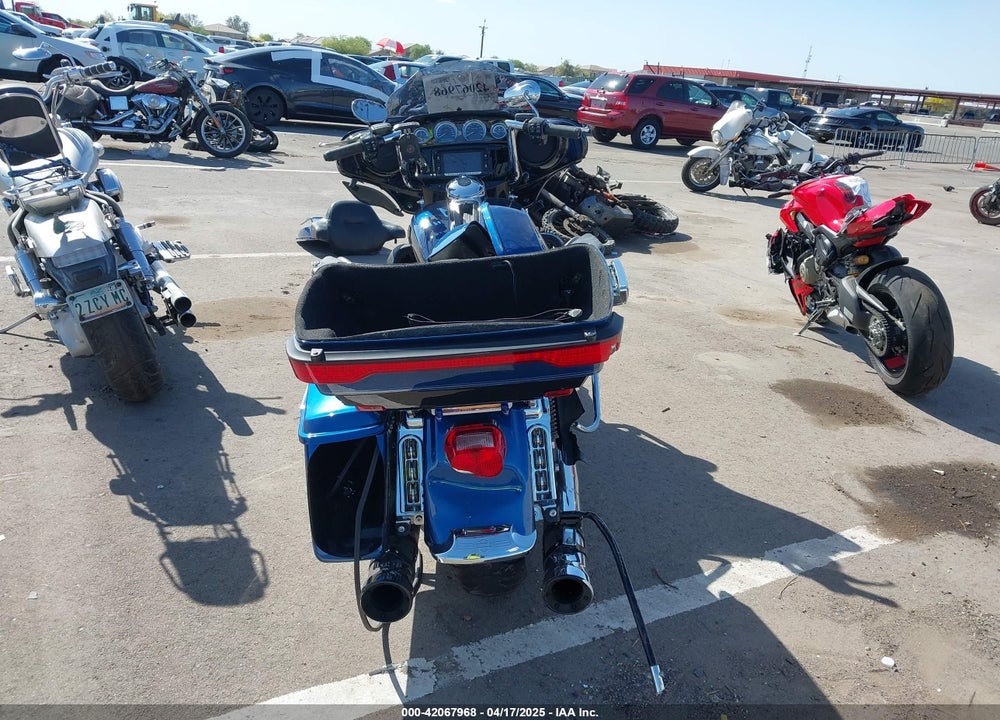 2018 HARLEY-DAVIDSON FLHTK 115TH ANNIV ULTRA LTD VIN: 1HD1KWD1XJB642637