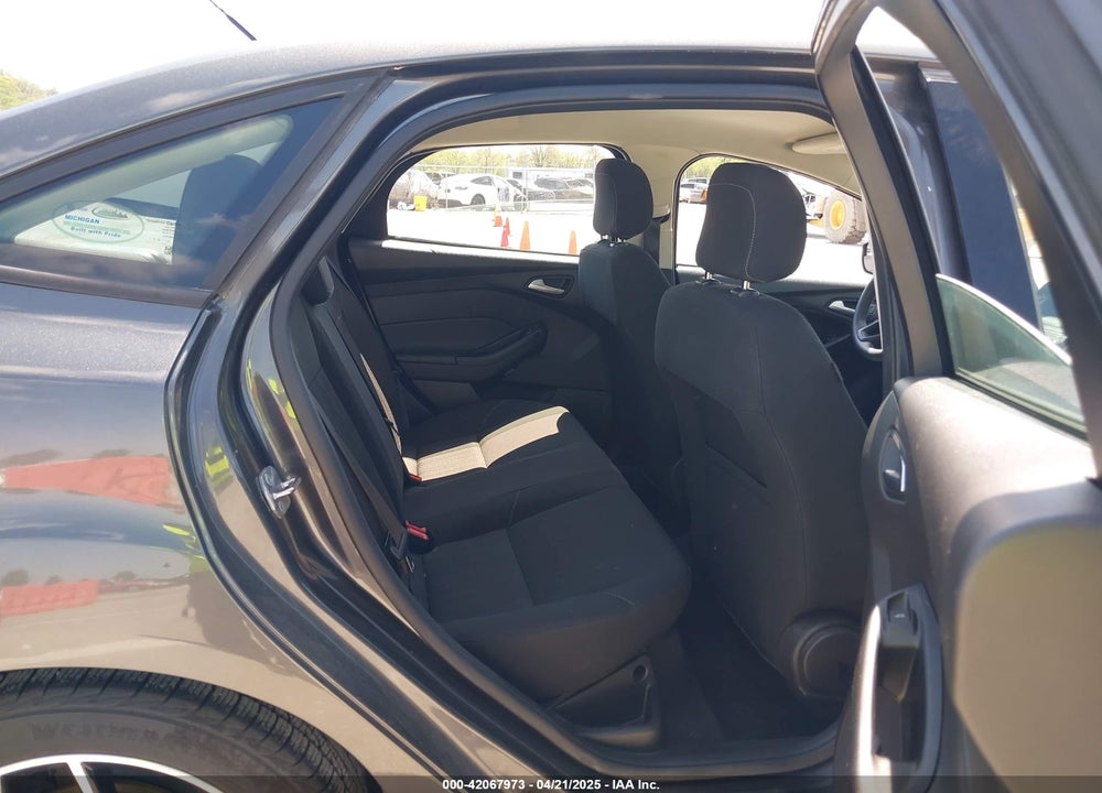 2018 FORD FOCUS VIN: 1FADP3FE6JL223294