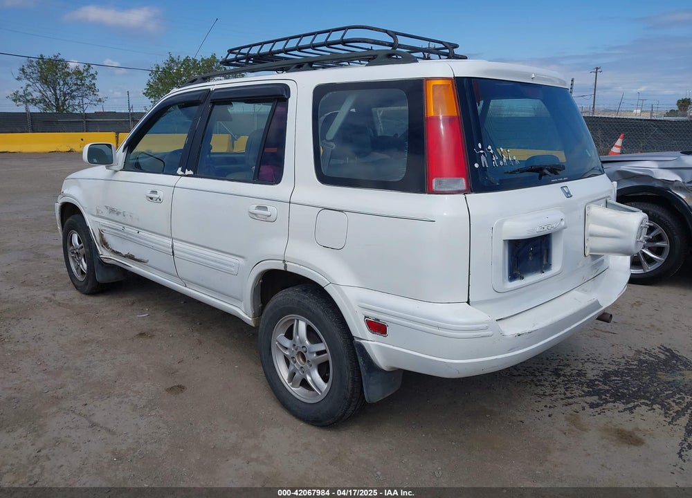 1997 HONDA CR-V VIN: JHLRD1858VC032589