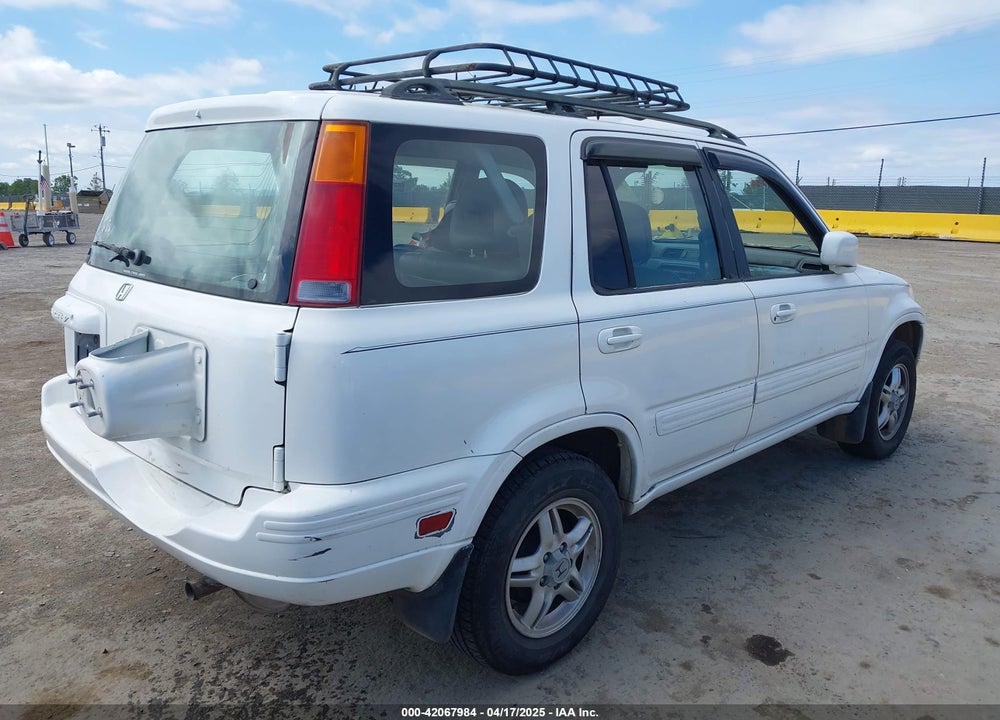 1997 HONDA CR-V VIN: JHLRD1858VC032589