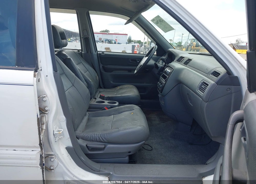 1997 HONDA CR-V VIN: JHLRD1858VC032589