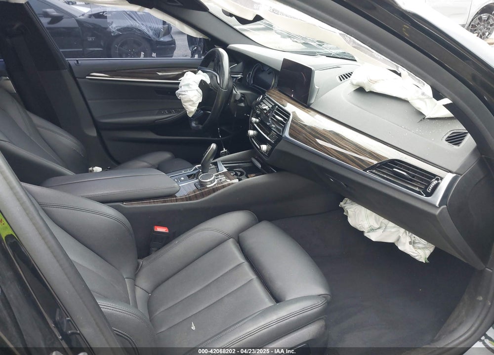 2019 BMW 530E ELCTR VIN: WBAJA9C56KB399028