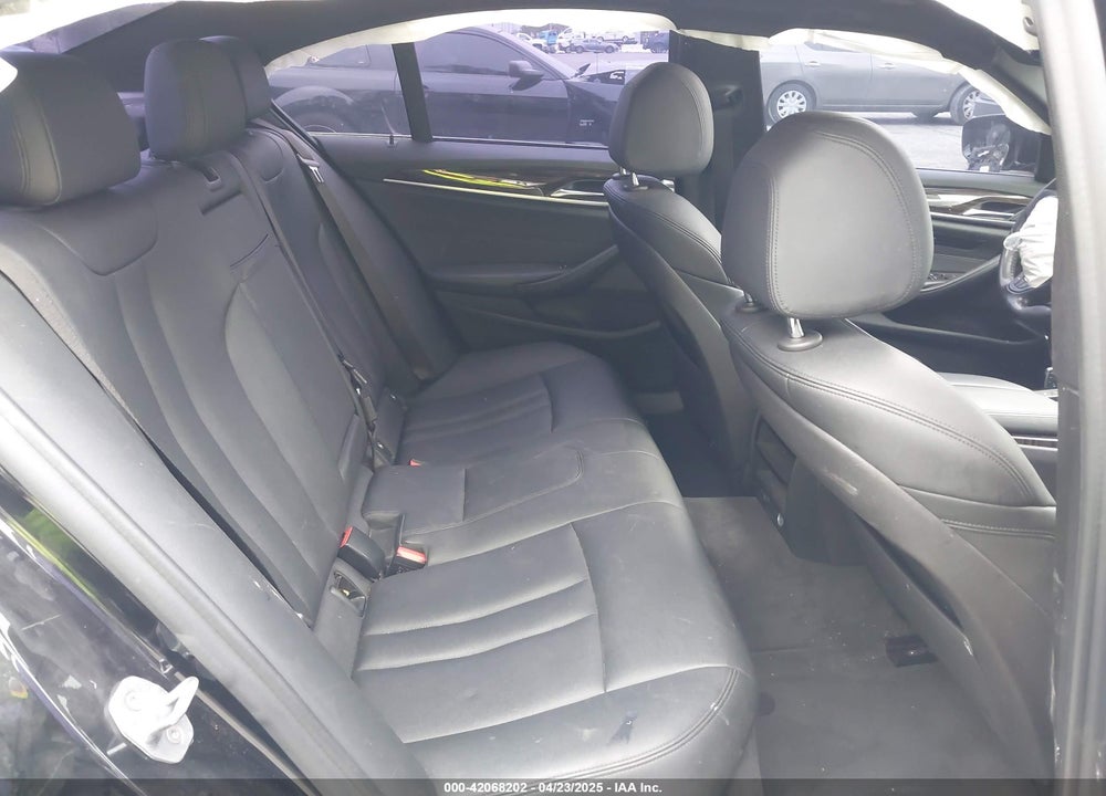2019 BMW 530E ELCTR VIN: WBAJA9C56KB399028