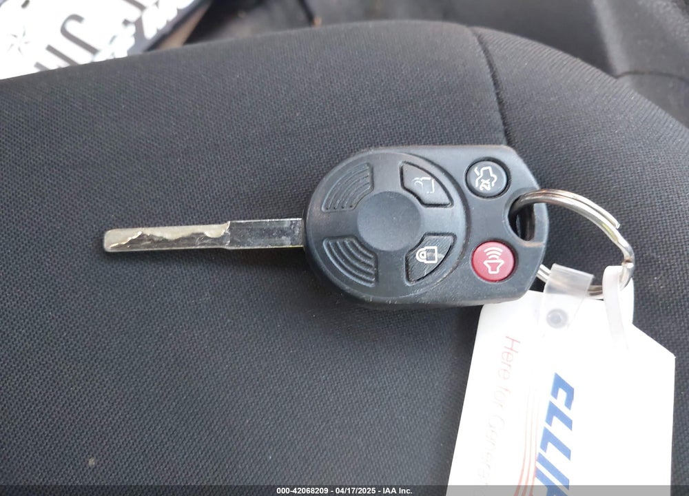 2018 FORD FOCUS SE VIN: 1FADP3F23JL328462