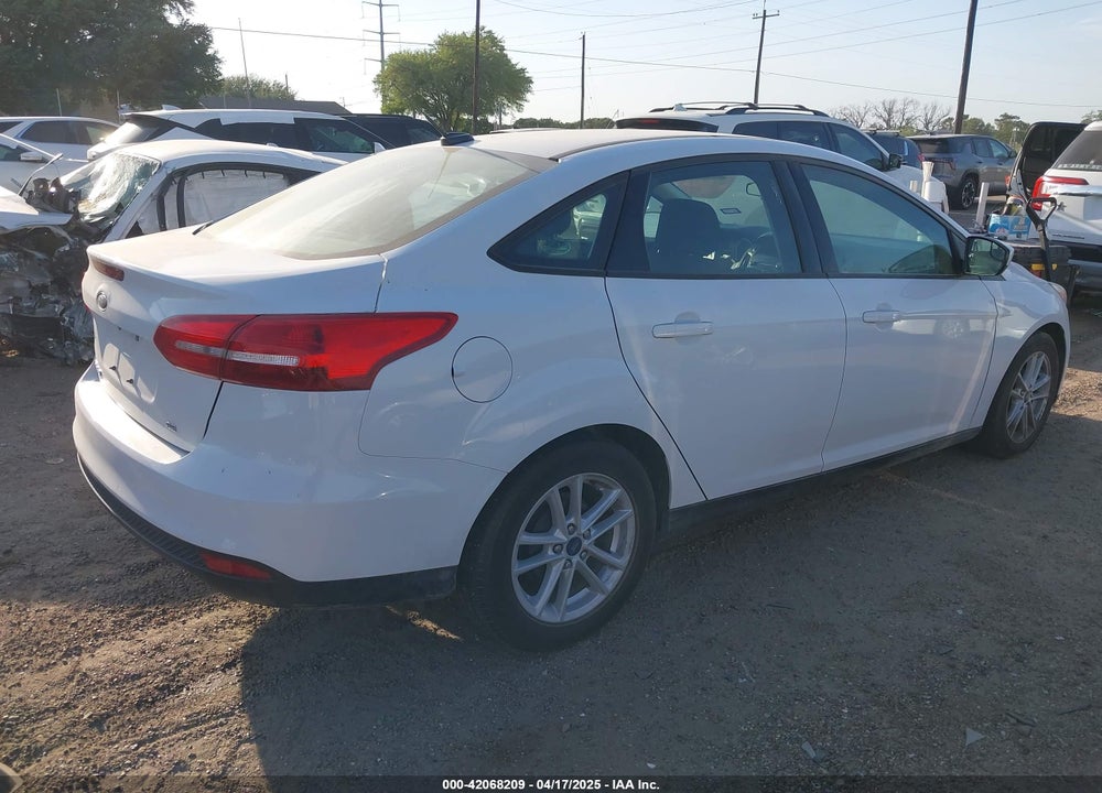2018 FORD FOCUS SE VIN: 1FADP3F23JL328462