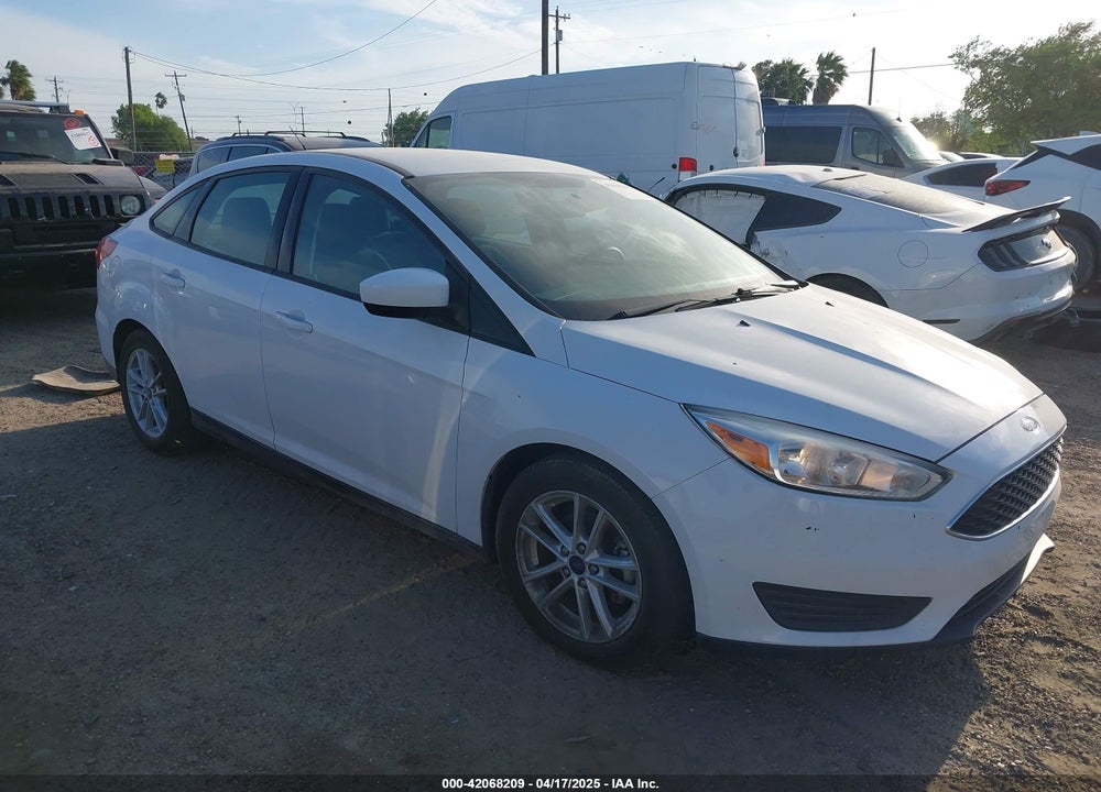 2018 FORD FOCUS SE VIN: 1FADP3F23JL328462