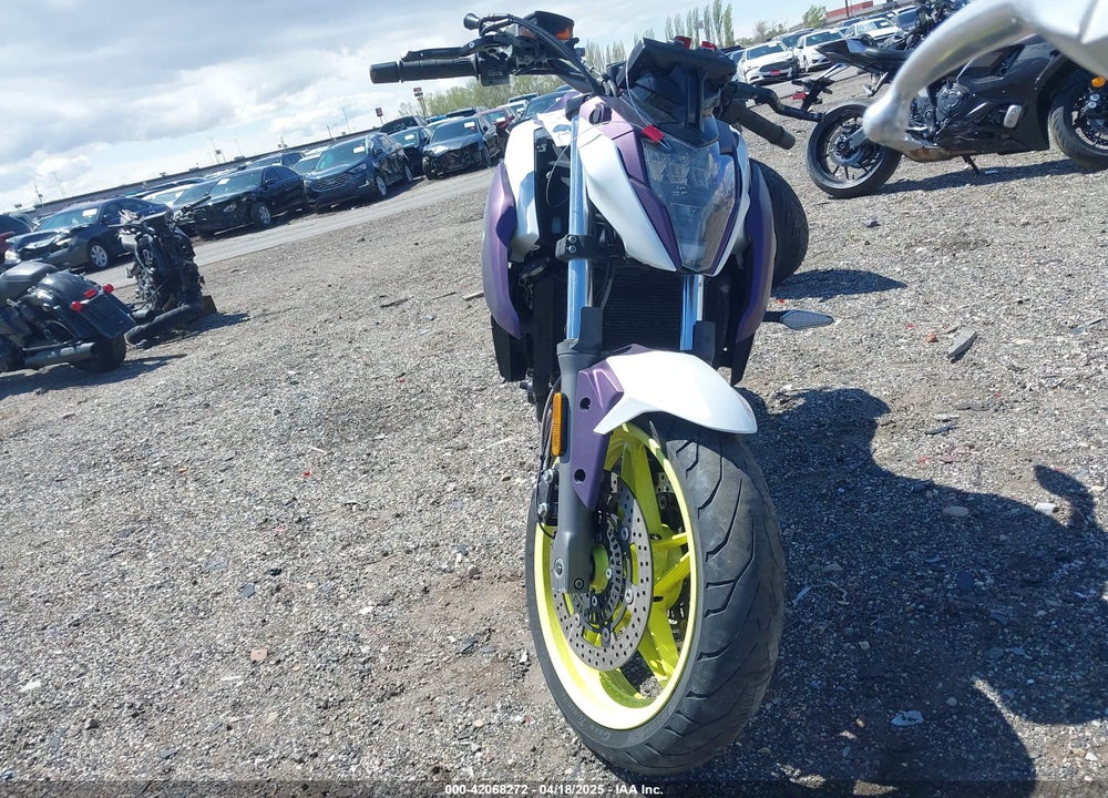 2022 CF MOTO 650NK VIN: LCEPEVLB4N6000713