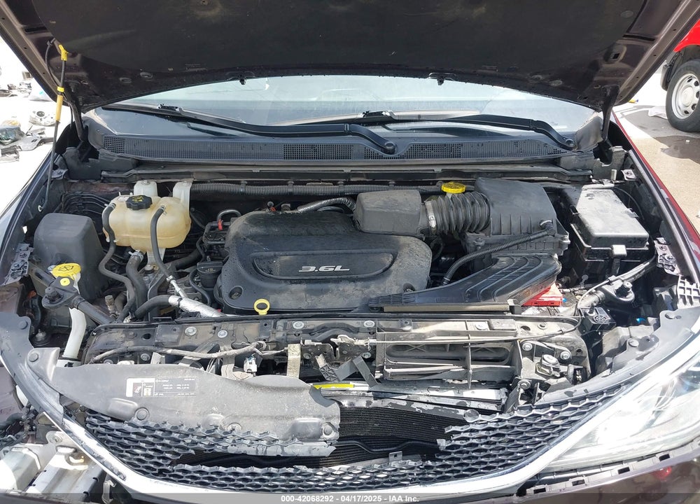 2018 CHRYSLER PACIFICA TOURING PLUS VIN: 2C4RC1FG6JR112415