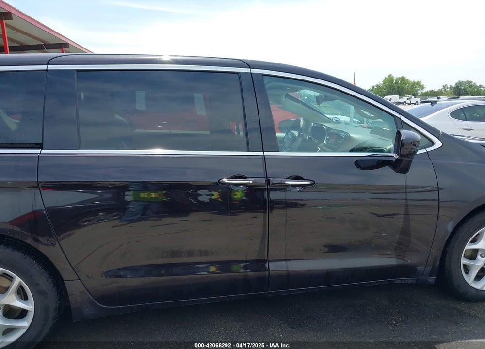 2018 CHRYSLER PACIFICA TOURING PLUS VIN: 2C4RC1FG6JR112415