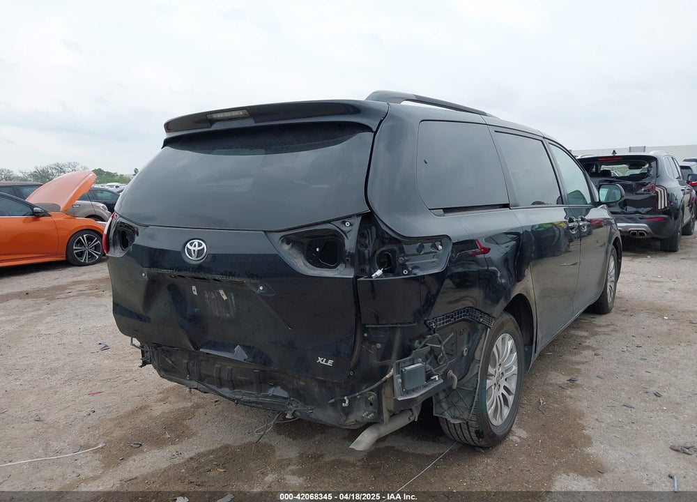 2017 TOYOTA SIENNA VIN: 5TDYZ3DC6HS809199