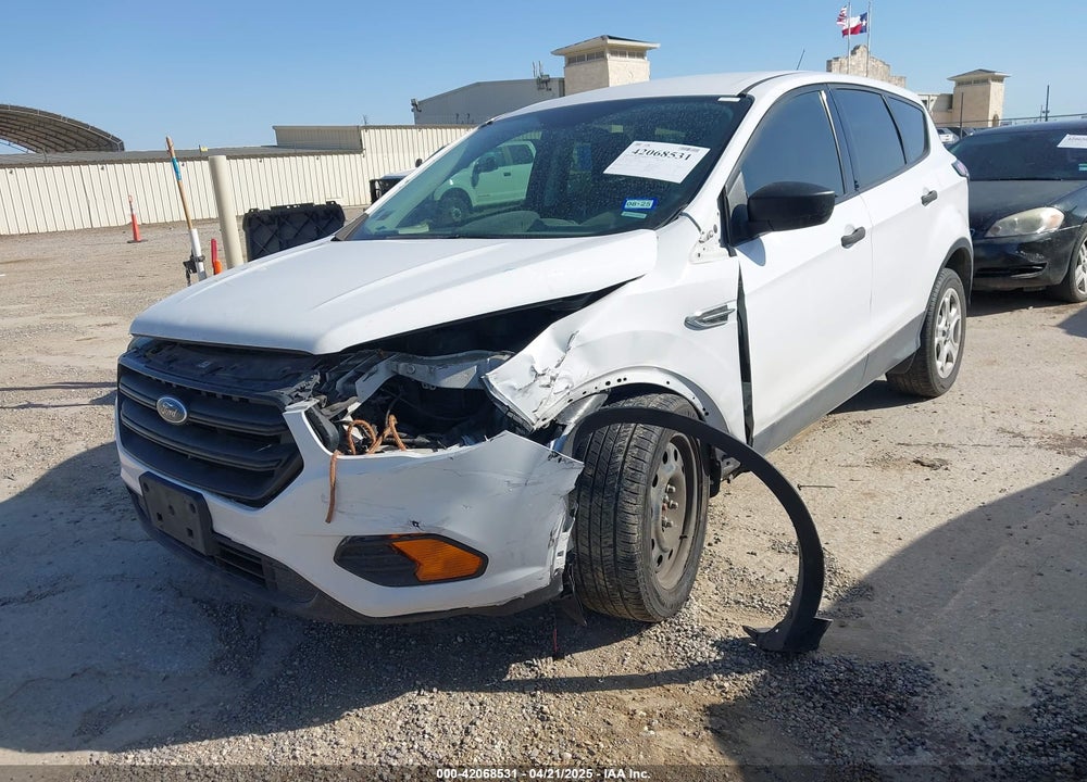 2017 FORD ESCAPE S VIN: 1FMCU0F7XHUC10112