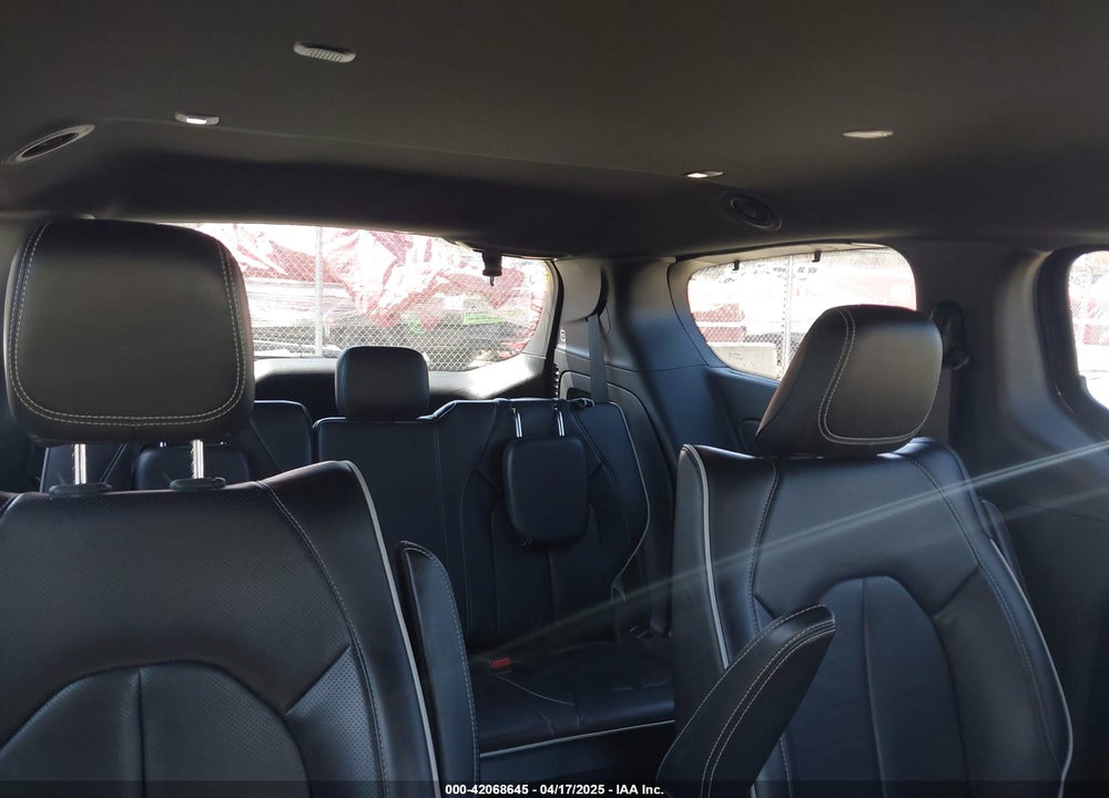 2019 CHRYSLER PACIFICA HYBRID LIMITED VIN: 2C4RC1N71KR722189