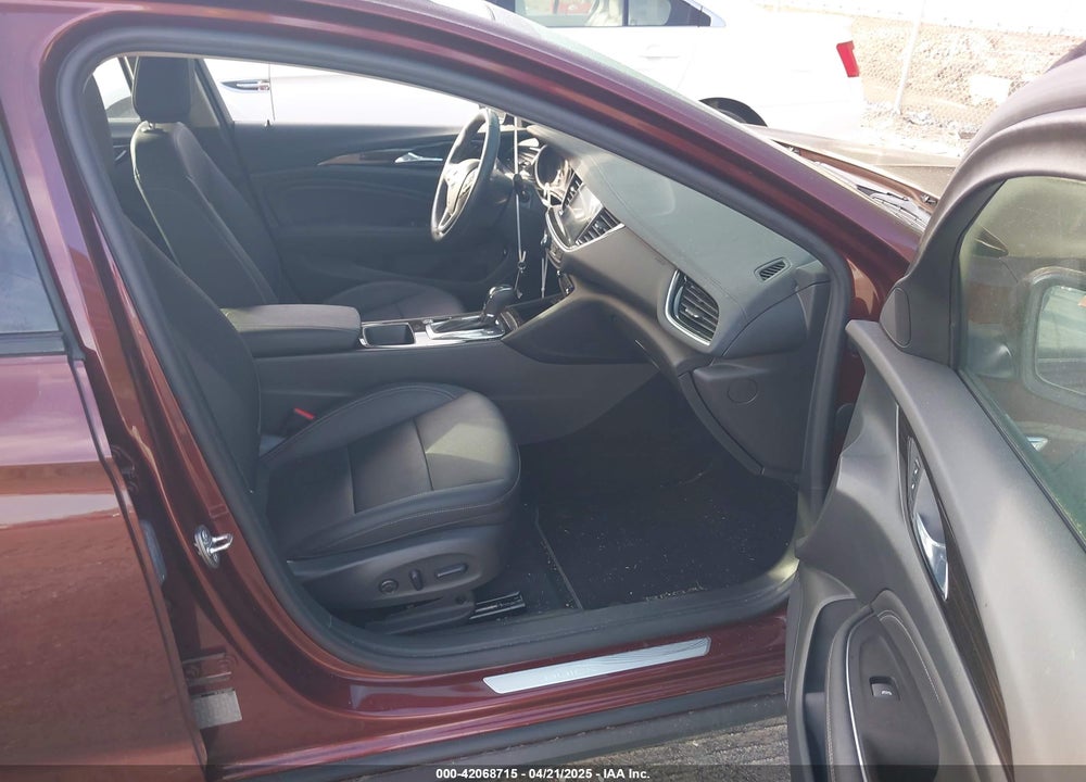 2019 BUICK REGAL TOURX VIN: W04GV8SX0K1011726