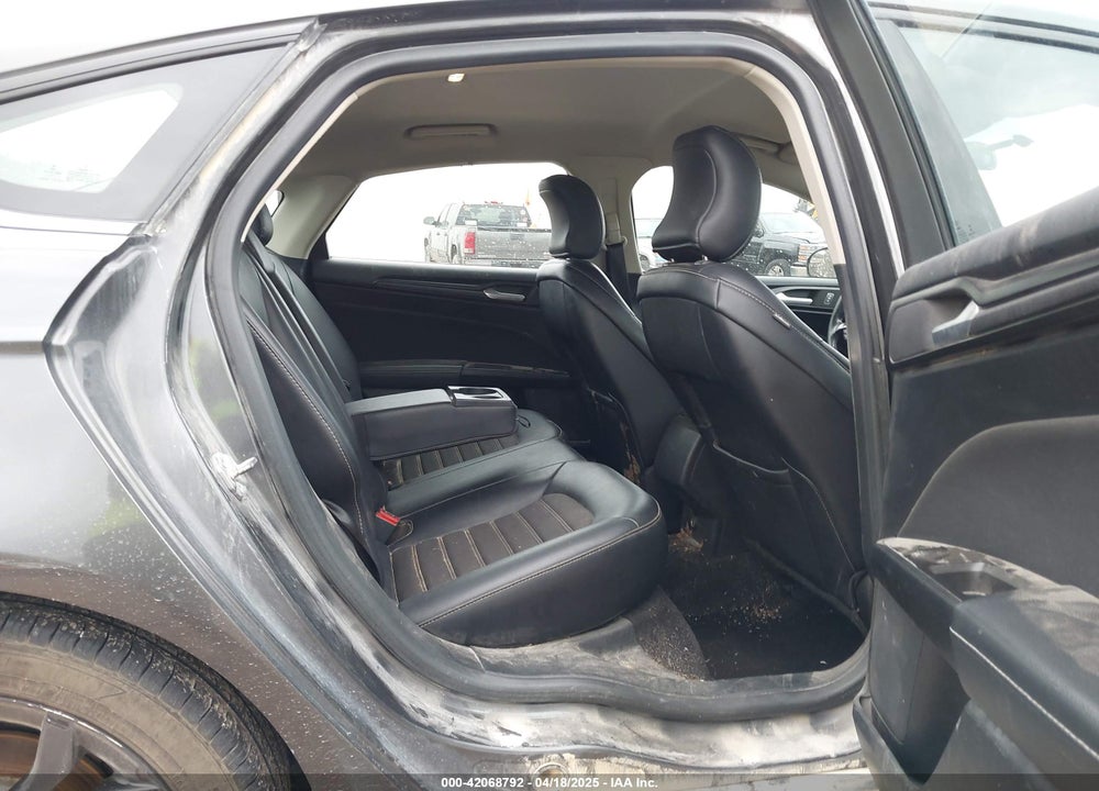 2018 FORD FUSION SE VIN: 3FA6P0HD2JR170395