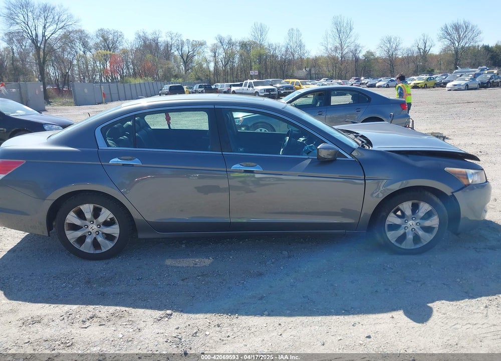 2010 HONDA ACCORD VIN: 1HGCP3F8XAA005825