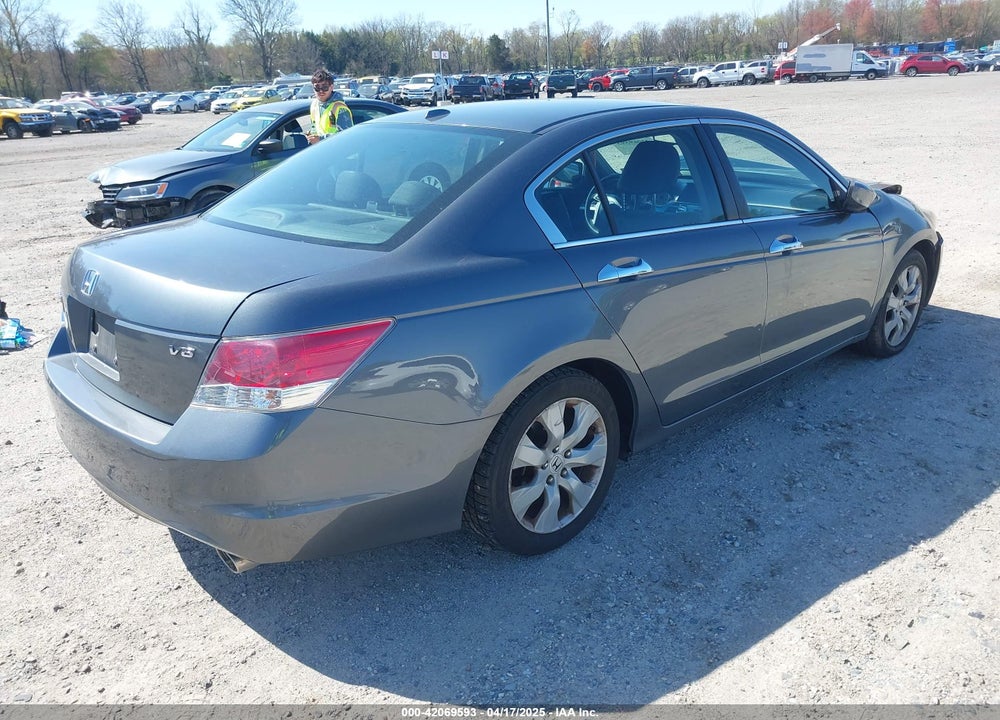 2010 HONDA ACCORD VIN: 1HGCP3F8XAA005825