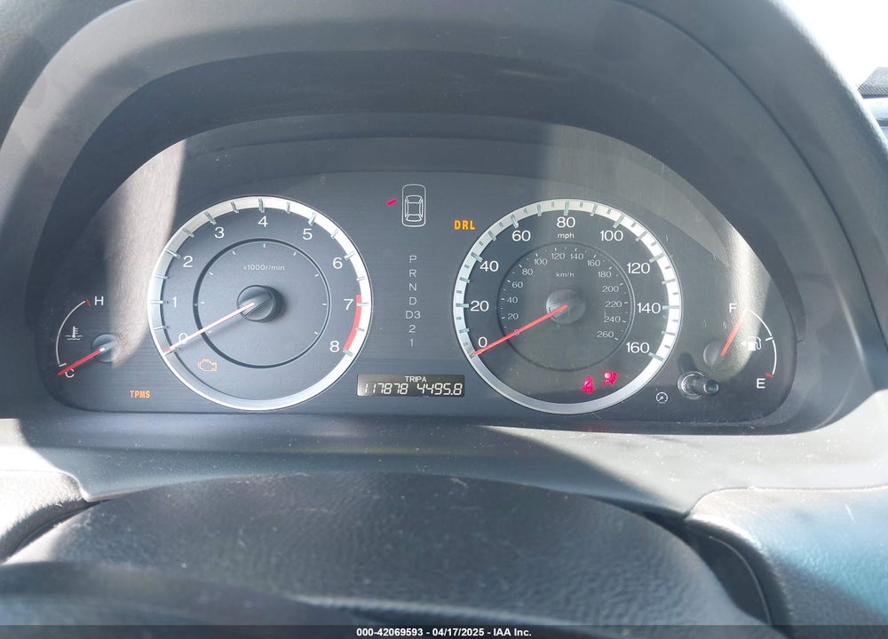 2010 HONDA ACCORD VIN: 1HGCP3F8XAA005825