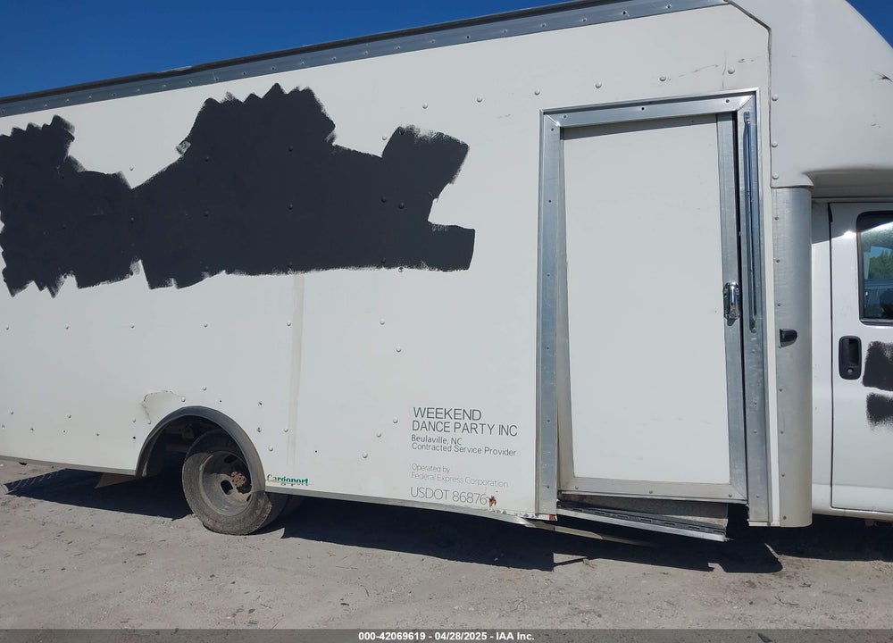 2021 GMC SAVANA CUTAWAY 4500 VAN VIN: 7GZ67VC74MN001689