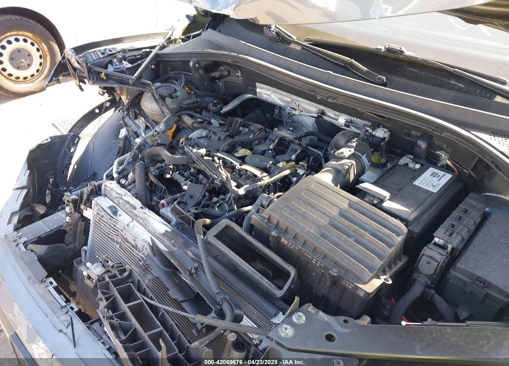 2019 VOLKSWAGEN TIGUAN VIN: 3VV0B7AX0KM119702